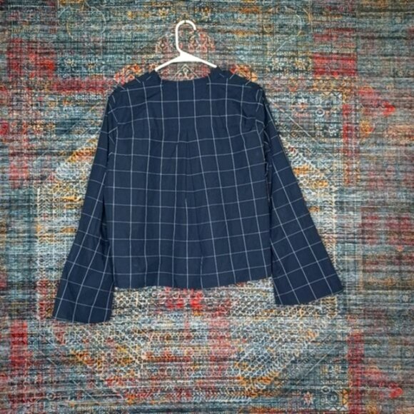 MadeWell womens navy gray Windowpane plaid bell sleeve button top L g0386 - Picture 2 of 5